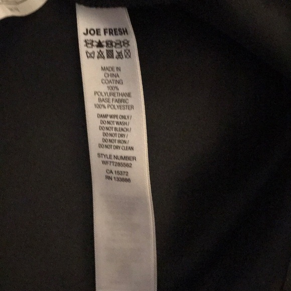 Cute black faux leather skirt! - Picture 3 of 4